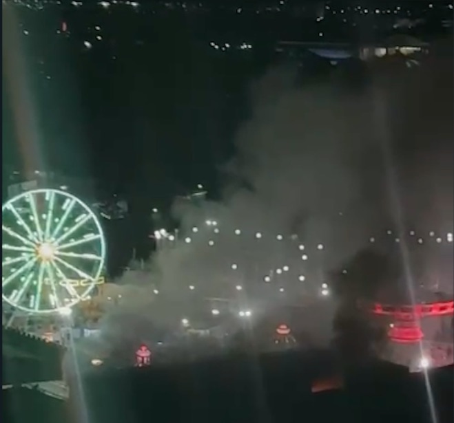 Princípio de incêndio atinge brinquedo 'Casa Fantasma' no Mirage Park em Manaus