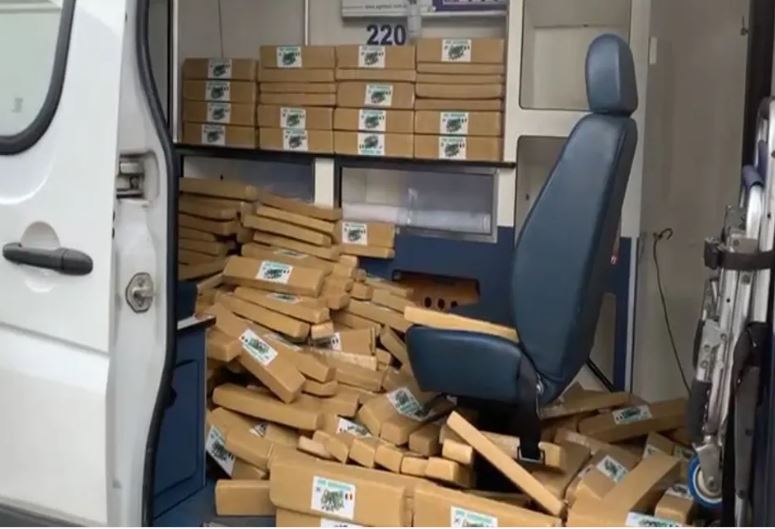 Envolvidos em esquema que usa ambulâncias para levar drogas são alvos da polícia no Amazonas