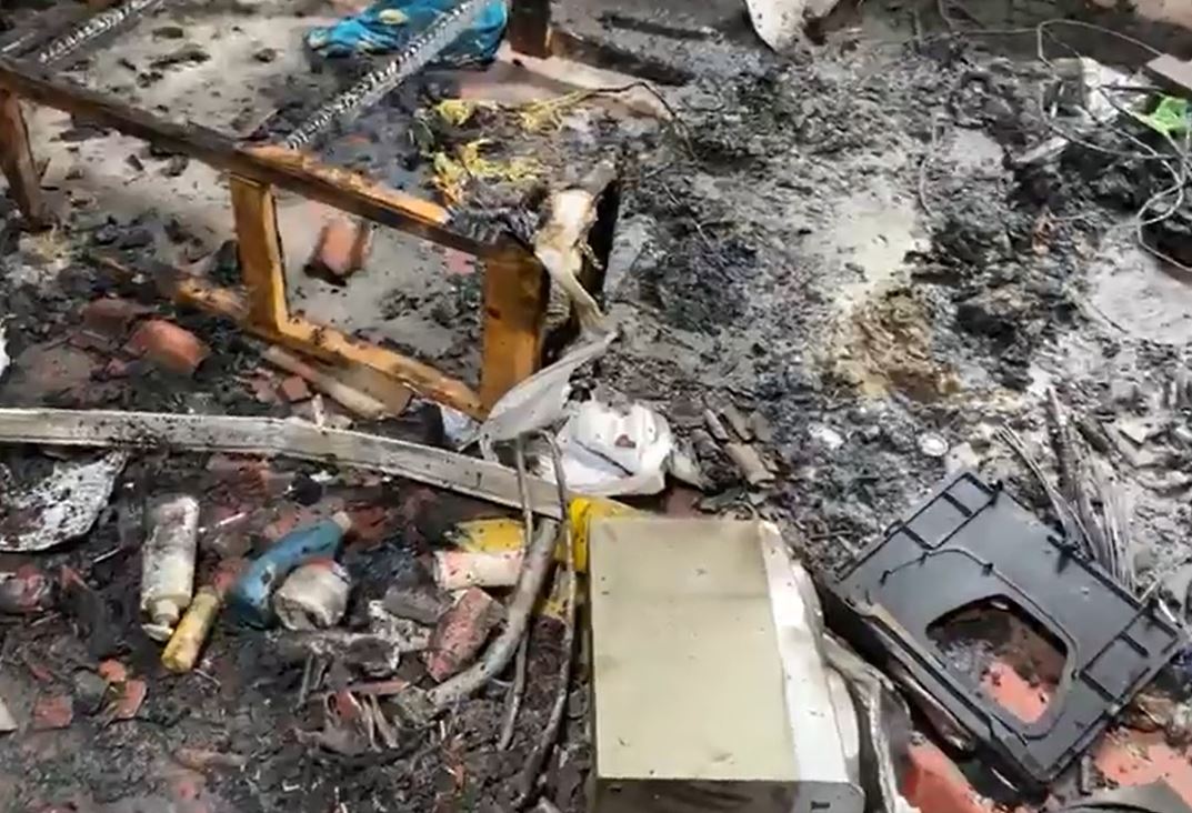 Casas são incendiadas por criminosos em meio à guerra de facções no Amazonas