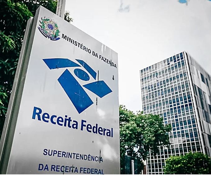 Justiça suspende concurso da Receita Federal que oferta salário de até R$ 21 mil
