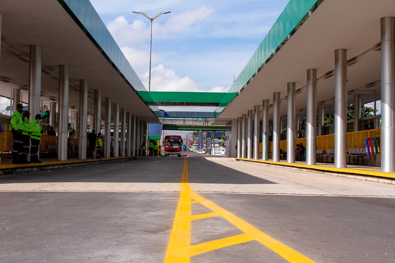 Ônibus da linha 005 tem rota alterada para beneficiar moradores do Tarumã, em Manaus