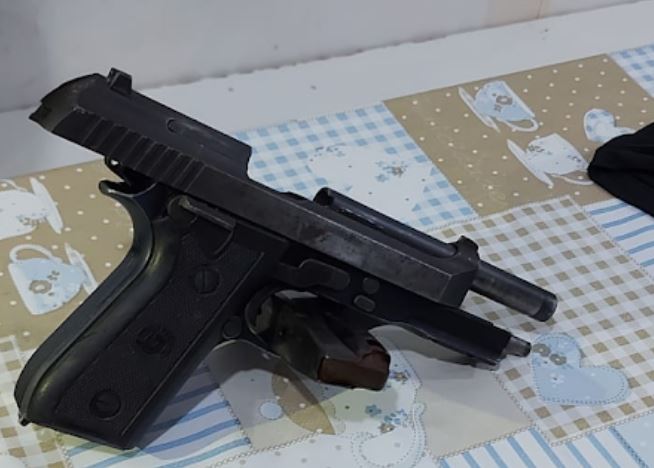 Homem é preso por atirar na população que tentava espancá-lo no Amazonas