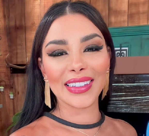 Inconsciente, Jenny Miranda é internada às pressas em hospital após parada respiratória