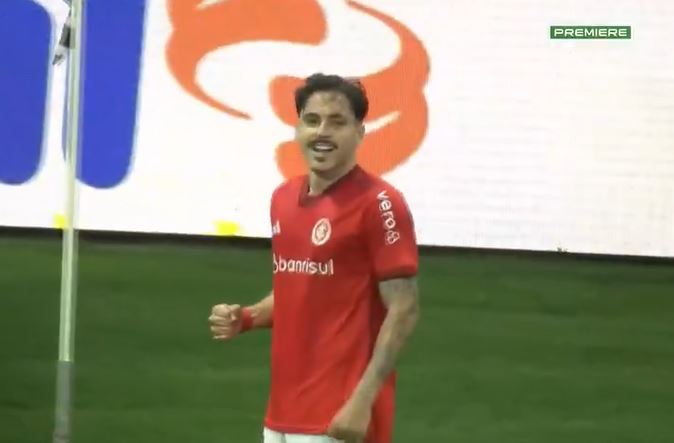 Corinthians perde em casa para Internacional por 2 a 1