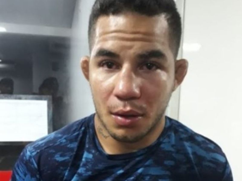 Criança espancada por lutador passou 4 dias sem conseguir defecar e urinar