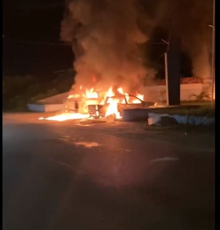 Suspeito de incendiar delegacia e viaturas no Amazonas é preso