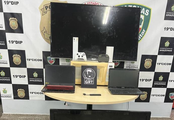 Casa de empresário é invadida e família é mantida refém em Manaus