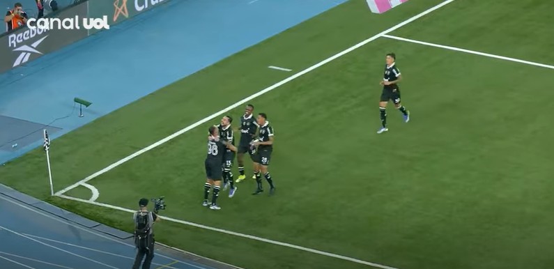 Corinthians e Botafogo empatam em jogo pela 17ª rodada do Brasileirão