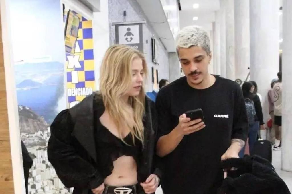 Amigos de Chico dizem que Luísa soube da traição 9 dias antes do 'Mais Você' e iria continuar namoro  