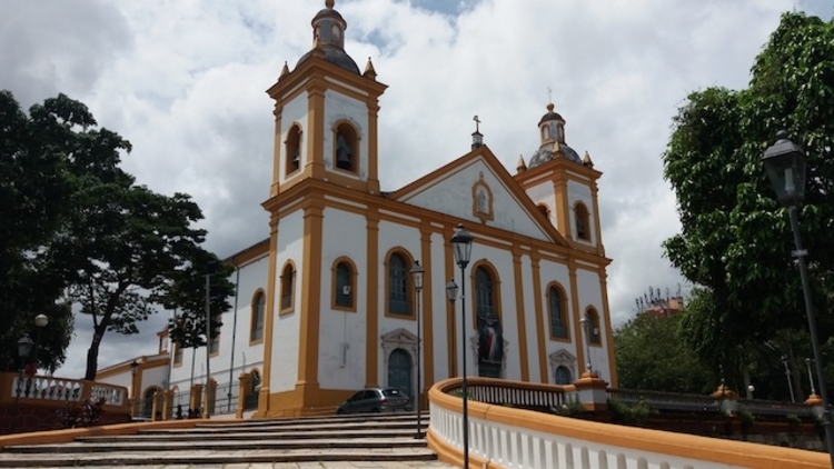 Catedral de Manaus realiza o primeiro Círio da Imaculada com crianças