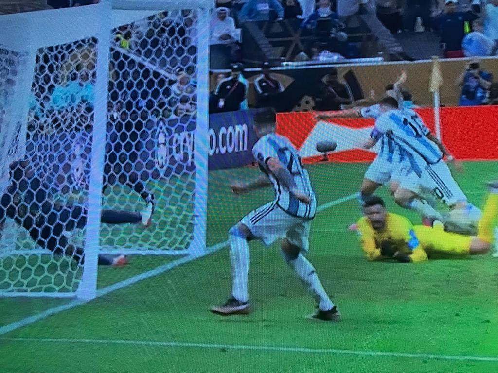 Com decisão nos pênaltis, Argentina é campeã da Copa do Mundo com 3 títulos