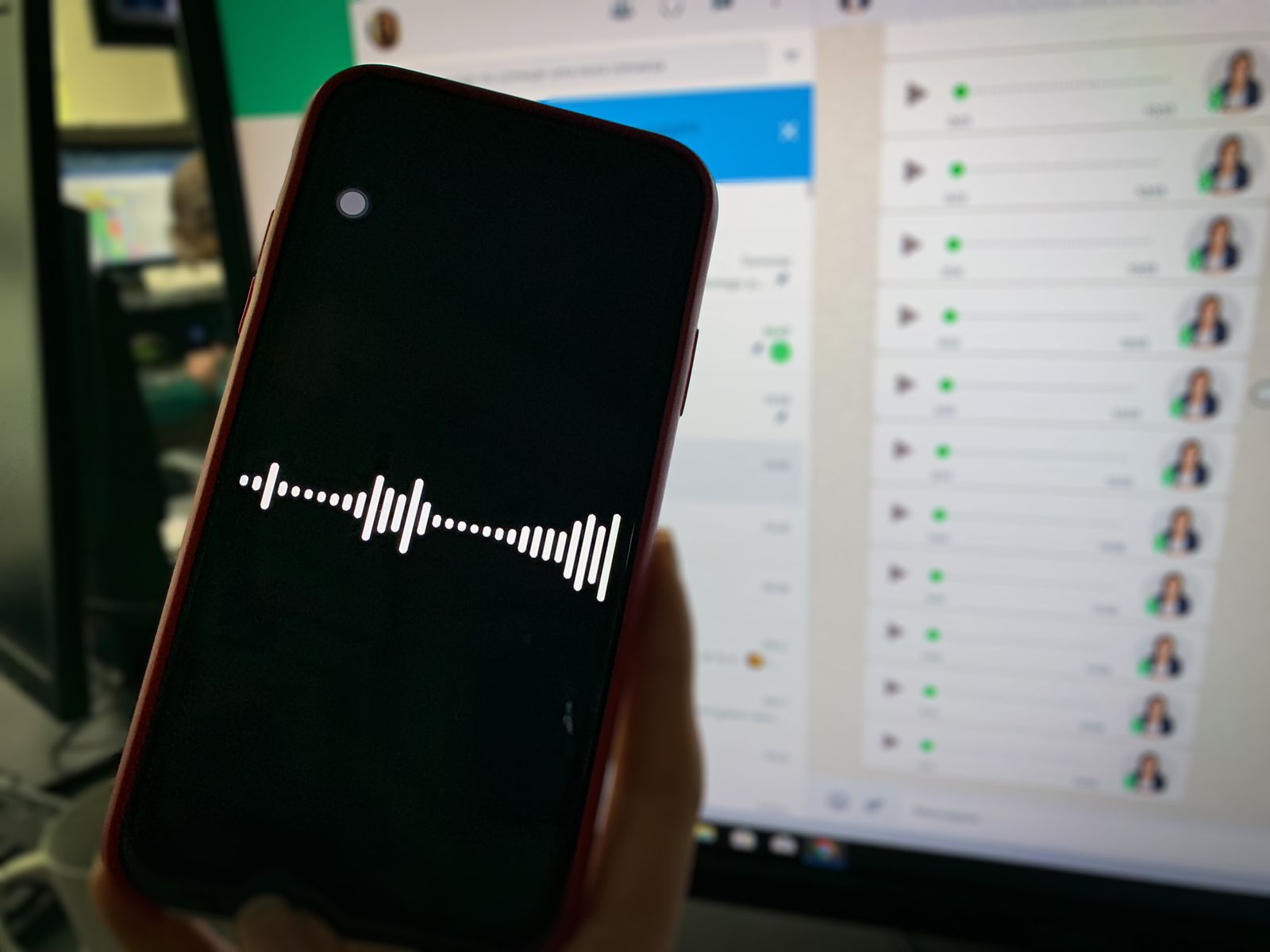 Criminosos usam Inteligência Artificial que imita voz para aplicar golpes em Manaus 
