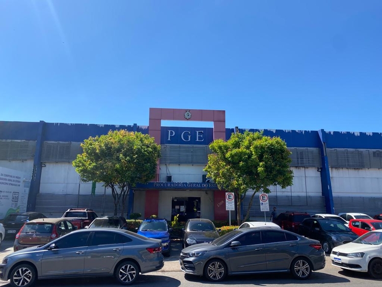 PGE-AM divulga lista de candidatos validados para seleção de estágio em Direito