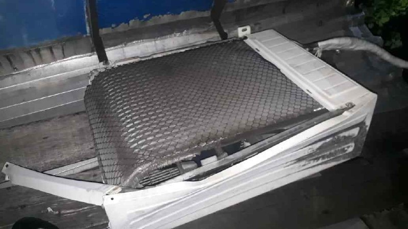 'Homem-Aranha do mal' é preso ao escalar telhado para roubar comércio em Manaus