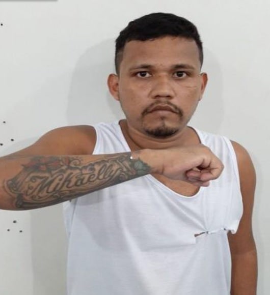 Suspeito de integrar quadrilha de roubo de veículos é procurado em Manaus 