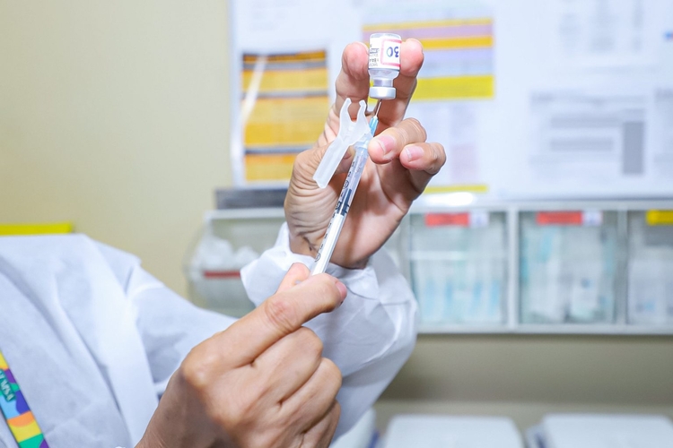 'Dia D' oferta 274 pontos de vacinação contra influenza e multivacinação infantil em Manaus