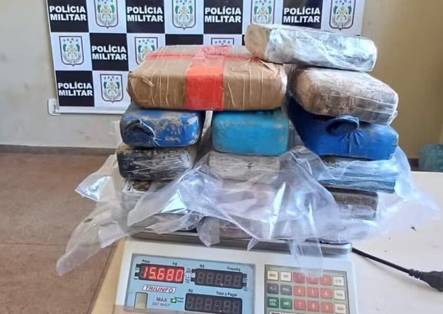 Mais de 15kg de drogas são apreendidos em lancha que saiu de Manaus com destino ao Pará
