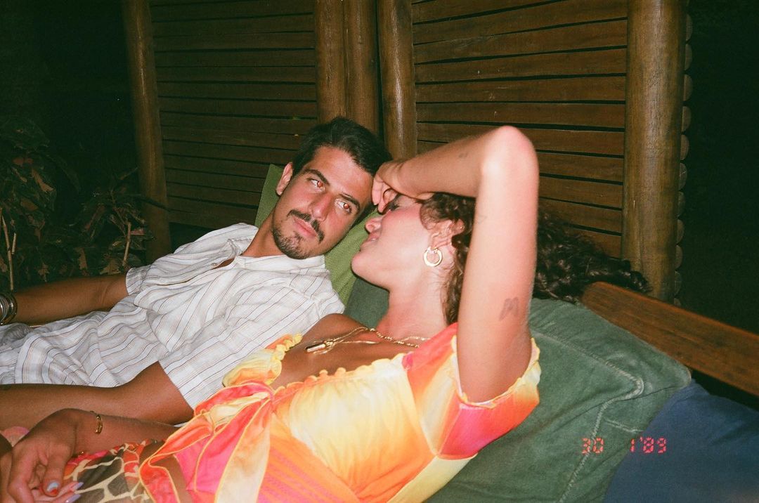 Bruna Marquezine se declara a Enzo Celulari: ‘me desmontar inteira’ 