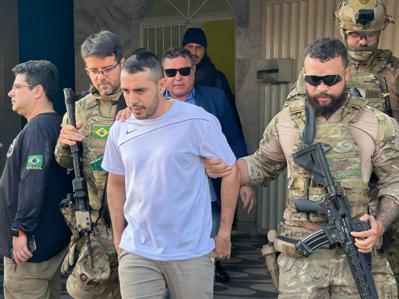 Advogados são presos suspeitos de intermediar contato entre líderes do CV no Amazonas 