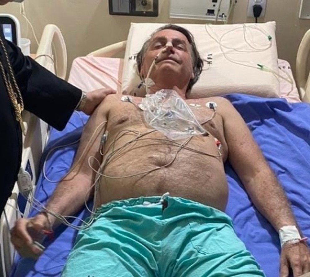 Médicos atualizam quadro de saúde de Bolsonaro e descartam alta