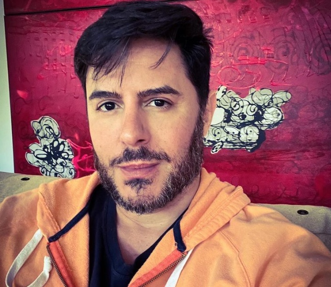 Em áudio vazado, Ricardo Tozzi diz ser ele o médium que recebeu carta psicografada de Paulo Gustavo