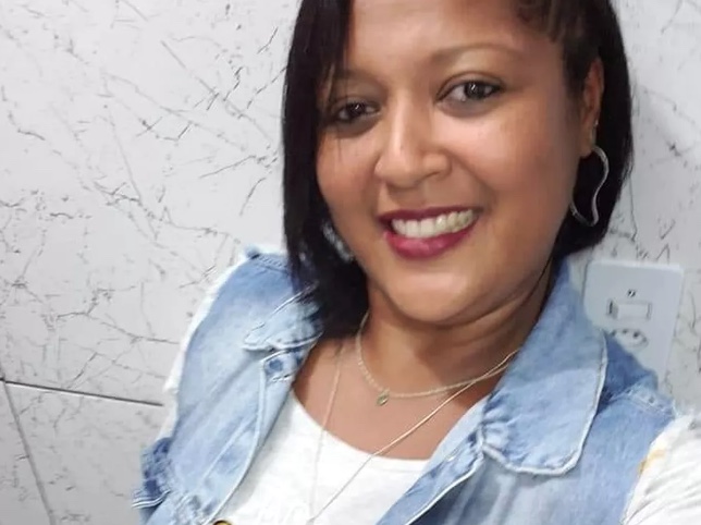 Professora morre após ser estuprada e empalada com cabo de vassoura; namorado é suspeito