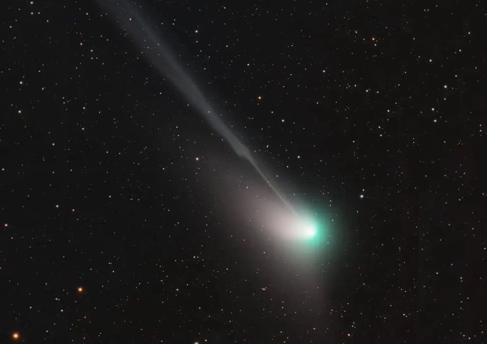 Cometa verde passará próximo à Terra após 50 mil anos e poderá ser visto no Brasil