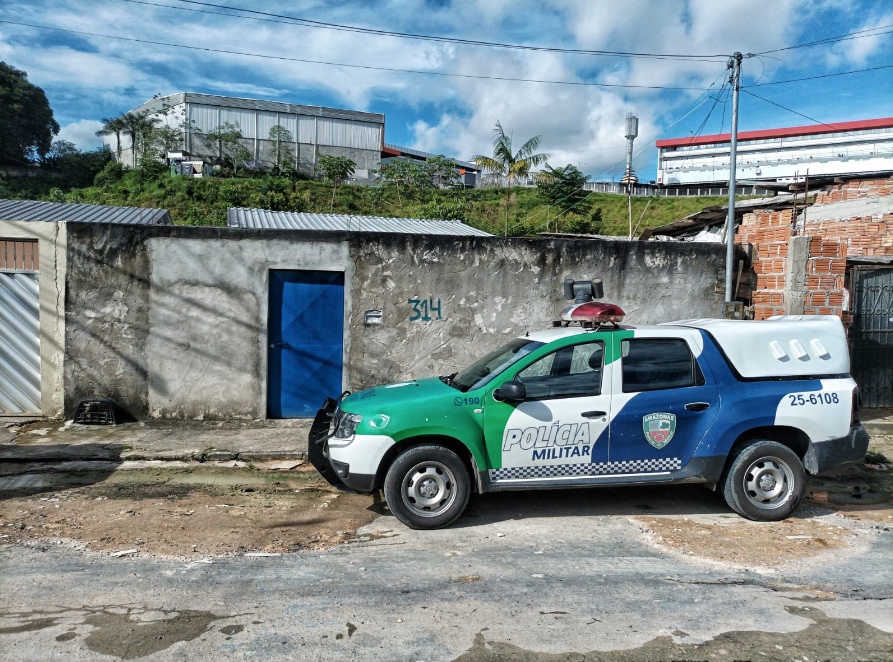 Pistoleiros invadem casa executam ‘Loirinho’ na frente do filho em Manaus