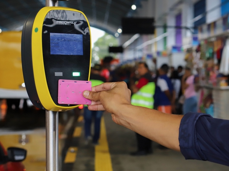 Manaus oferece canal on-line para solicitação do cartão PassaFácil