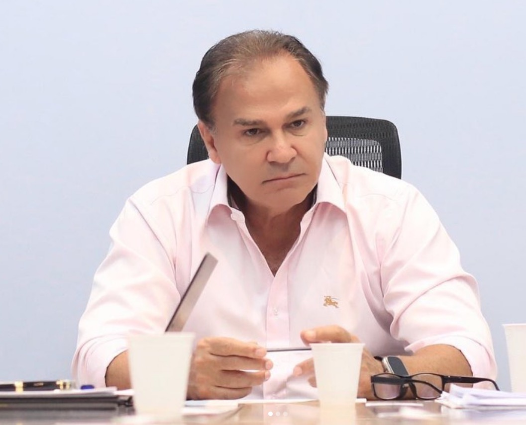 É fake notícia sobre exoneração de Anoar Samad como secretário de saúde do Amazonas