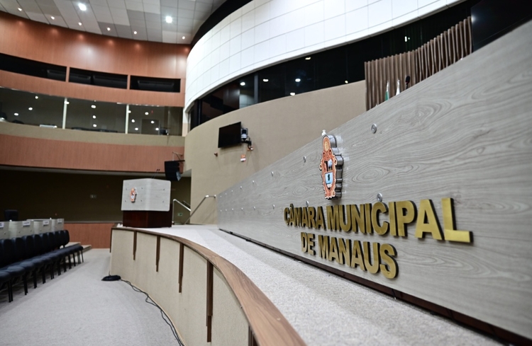 Juiz pede mais informações ao MP para decidir sobre concurso público da CMM