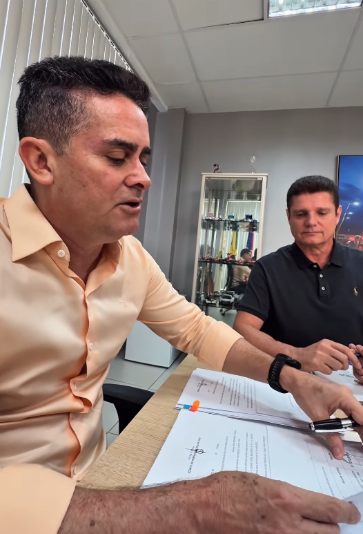 Prefeitura de Manaus anuncia reajuste salarial e unificação de datas-bases de servidores