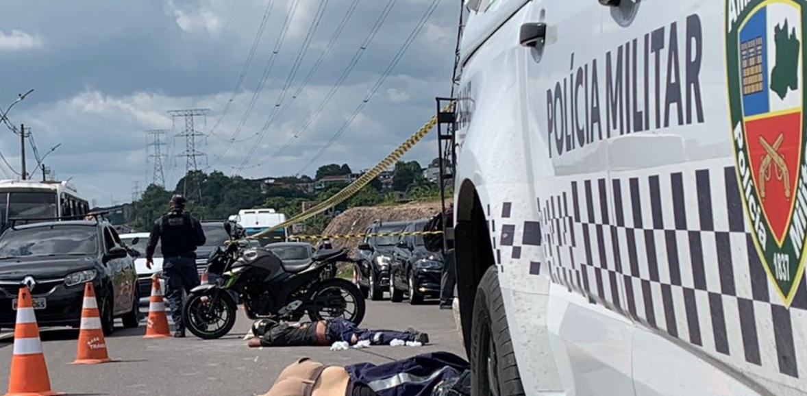 Industriários morrem em grave acidente na Avenida das Flores