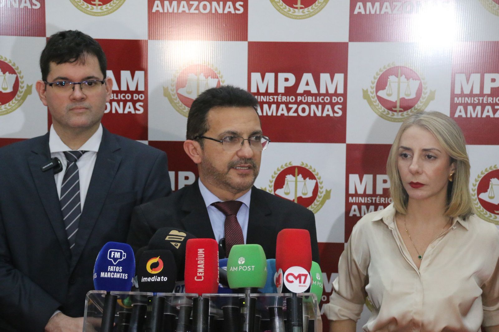 Três funcionários são presos e sete afastados por fraudes em contratos da Saúde no Amazonas 