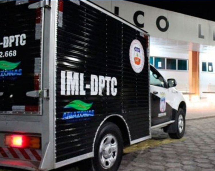 Adolescente é assassinado a tiros por criminoso em motocicleta em Manaus 