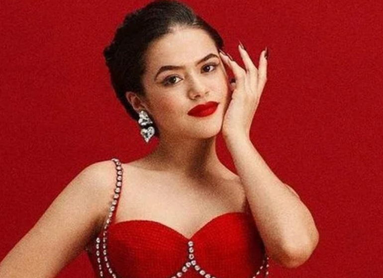 Maisa declara apoio a Lula com look vermelho: 'primos'