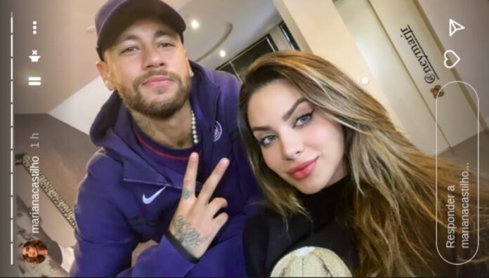 Mariana Castilho posa com Neymar em Paris e jogador passa a seguir amazonense