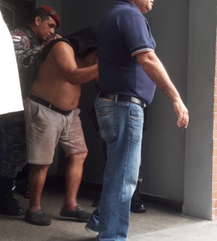 Juiz decide manter nesta quarta julgamento de tenente que matou PMs em Manaus