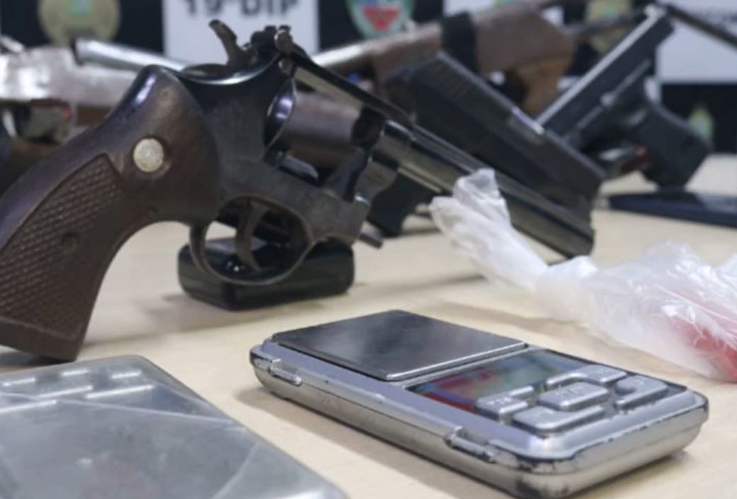 Preso em operação da SSP é capturado com armas enquanto passeava em carro de luxo em Manaus
