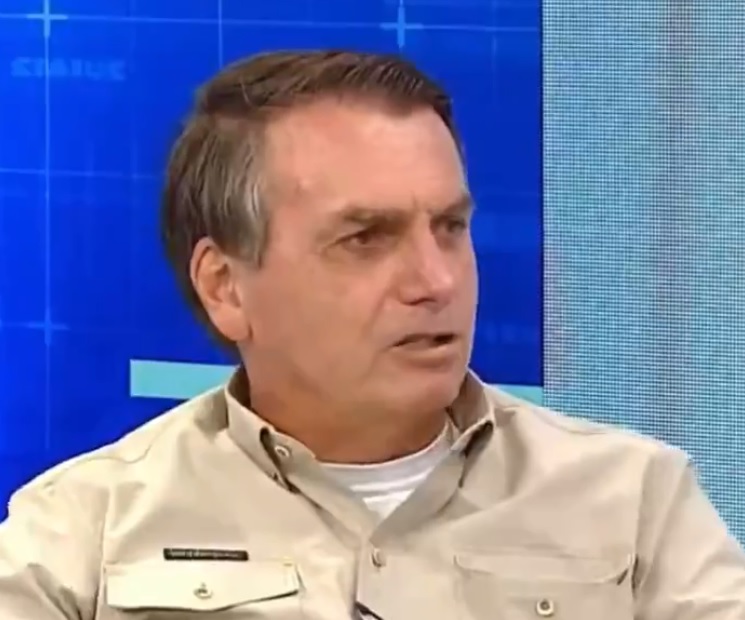 Bolsonaro ameaça colocar Forças Armadas para acabar com toque de recolher