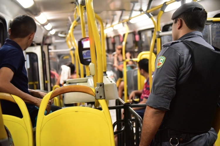 Câmara aprova PL para instalação do ‘Botão do Pânico’ no transporte coletivo em Manaus