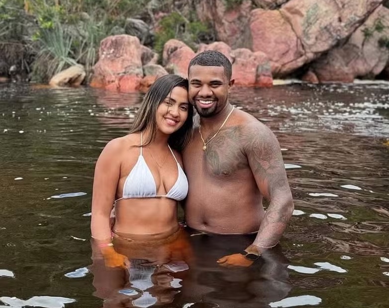 Ex-namorada de Davi Brito, Adriana Paula, perde bebê