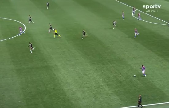 Com Deyverson protagonista, Fortaleza empata nos minutos finais com Atlético-MG