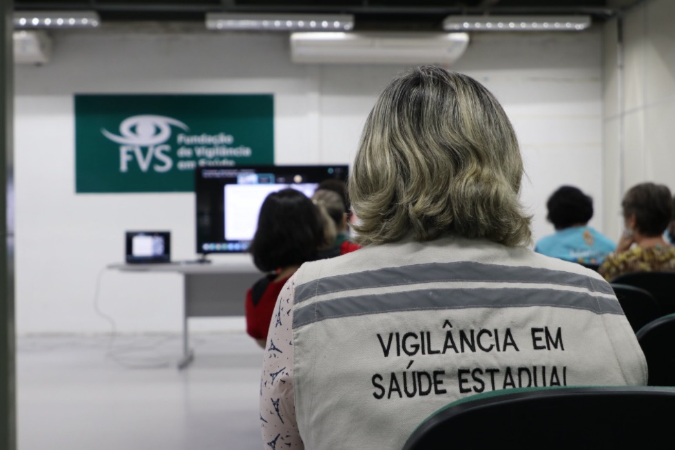 Governo do Amazonas estuda estratégias para avanço da vacinação contra Covid-19