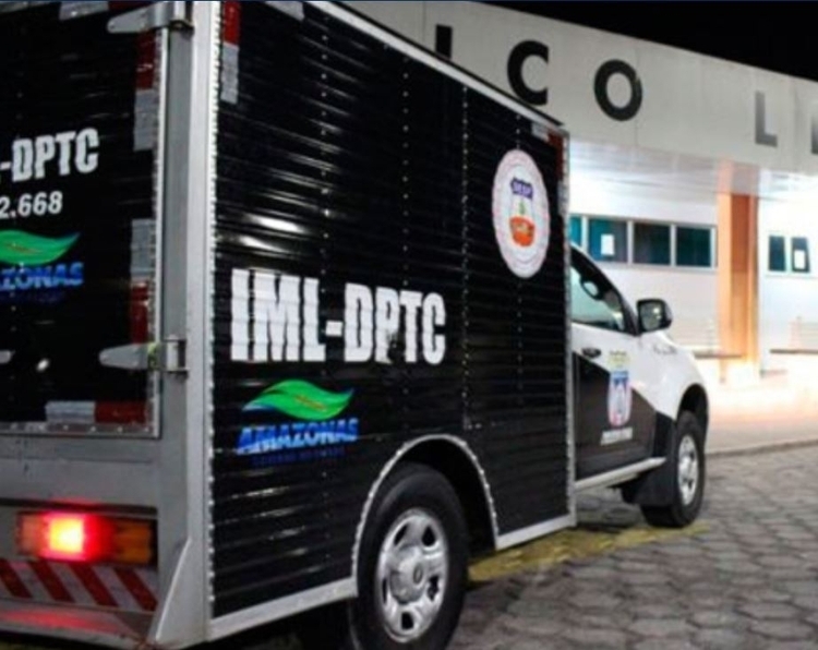 Homem é morto a tiros e esposa fica baleada em Manaus 