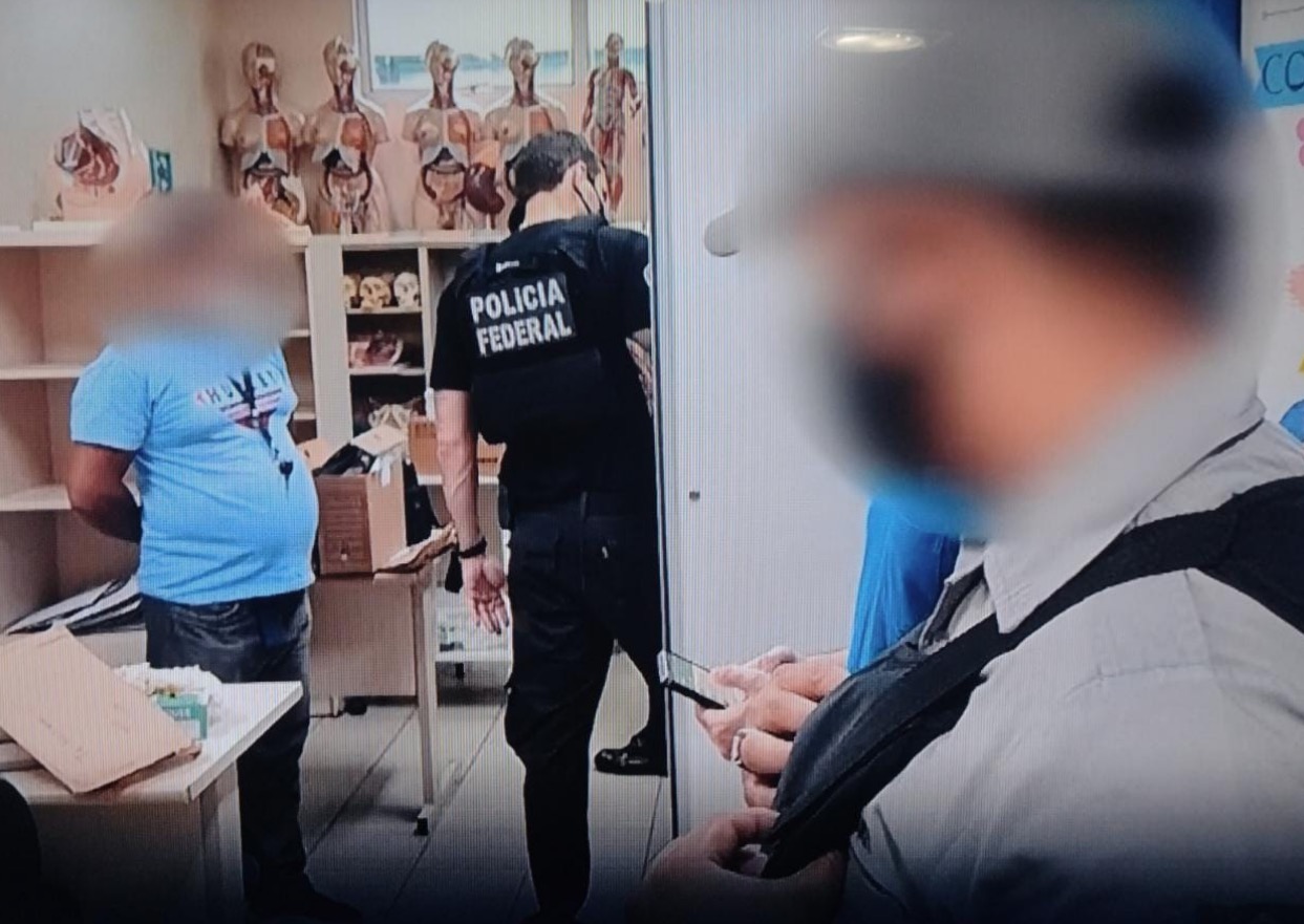 UEA afasta professor investigado por tráfico internacional de órgãos humanos