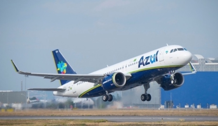 Avião pousa em Brasília após ameaça de bomba