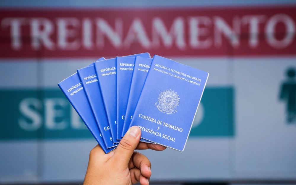 Mais de 300 vagas estão disponíveis no Sine Manaus nesta quarta-feira; confira