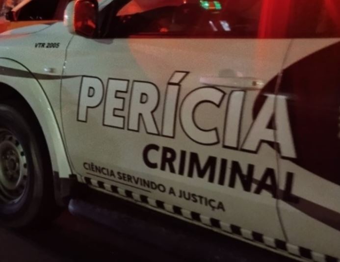 Criminosos matam a tiros homem em mercadinho em Manaus