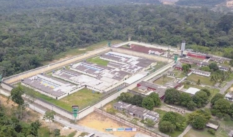 Detentos fugiram após tumulto durante transferência em Manaus, diz Seap